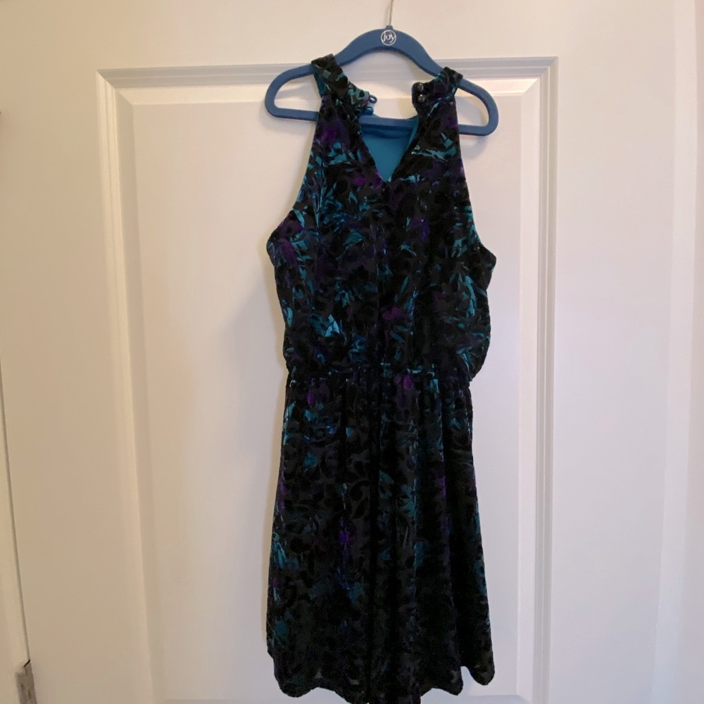 Girls Velvet Dress, size 12 beautiful colors